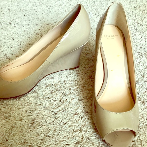 Cole Haan Nude Patent Leather Peep Toe Wedges - Picture 1 of 6